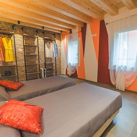 Апартаменти Battisti Hospitality - Si, Viaggiare Кіоджа Екстер'єр фото